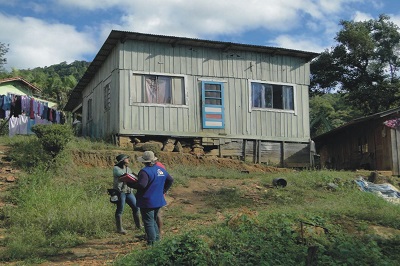 Moradia Moro da Boa Vista - Jaragua do Sul Projeto BrazilFoundation - Moradia do Morro da Boa Vista jaragua do sul