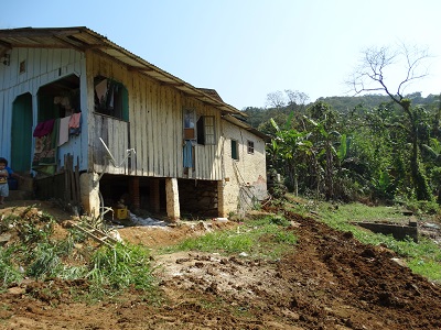 Instalação das fossas sépticas no Morro Boa Vista, Jaraguá do Sul (SC)
